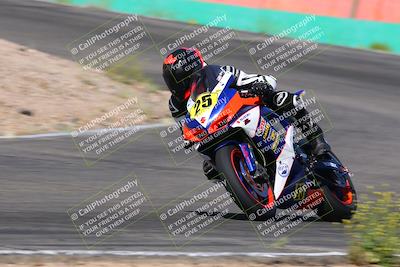 media/Jun-04-2022-WERA (Sat) [[b852bbbd55]]/Practice Races/3-600cc novices/